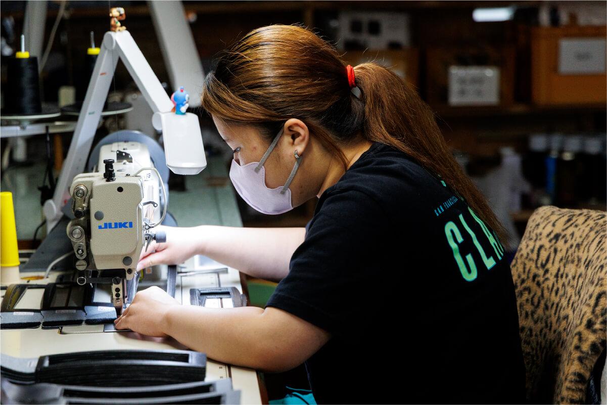 縫製作業の様子